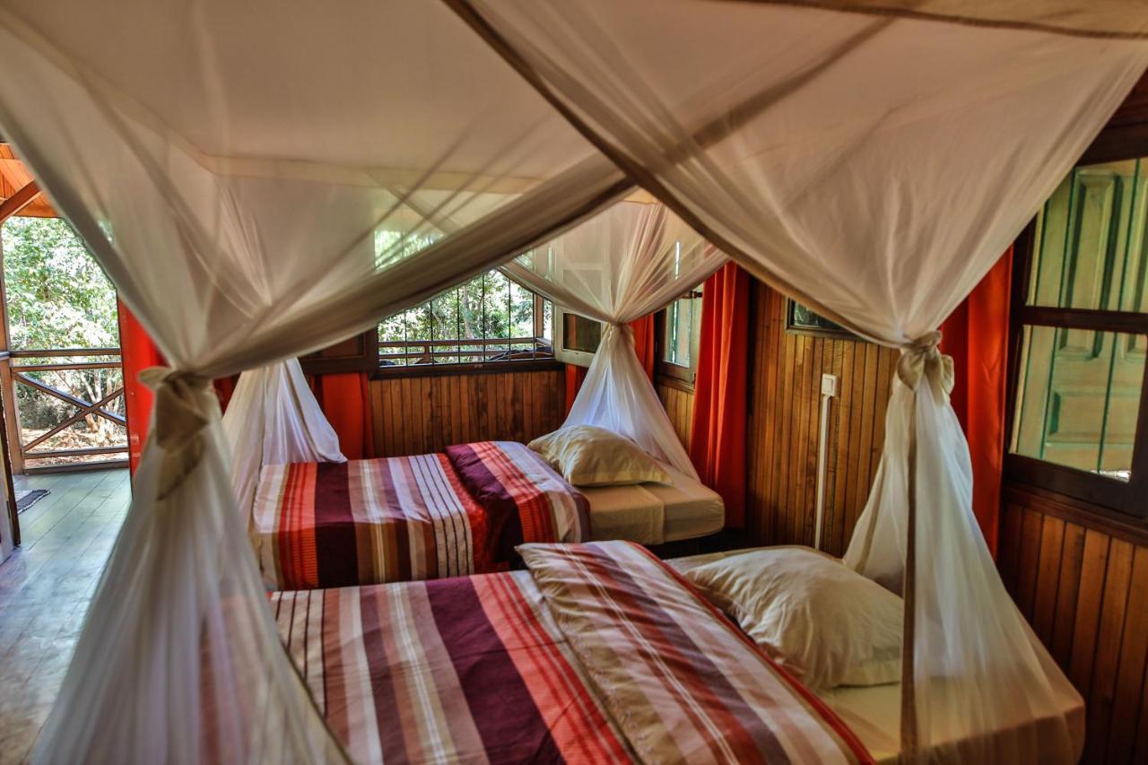 Olympe De Bemaraha Hotel Bekopaka Buitenkant foto