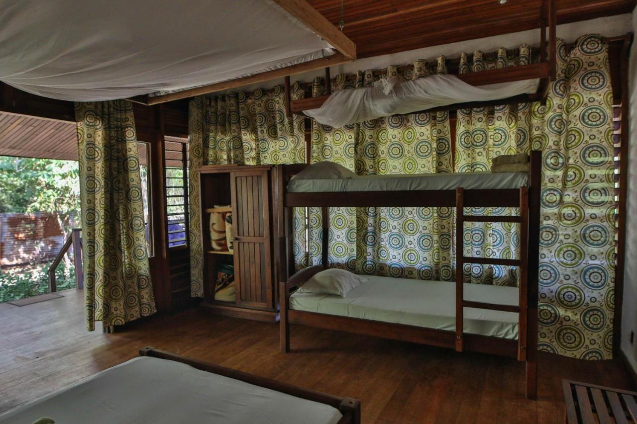 Olympe De Bemaraha Hotel Bekopaka Buitenkant foto
